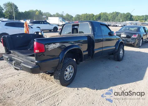 2002 GMC Sonoma Sls from USA, damaged, VIN 1GTCT19W828219424